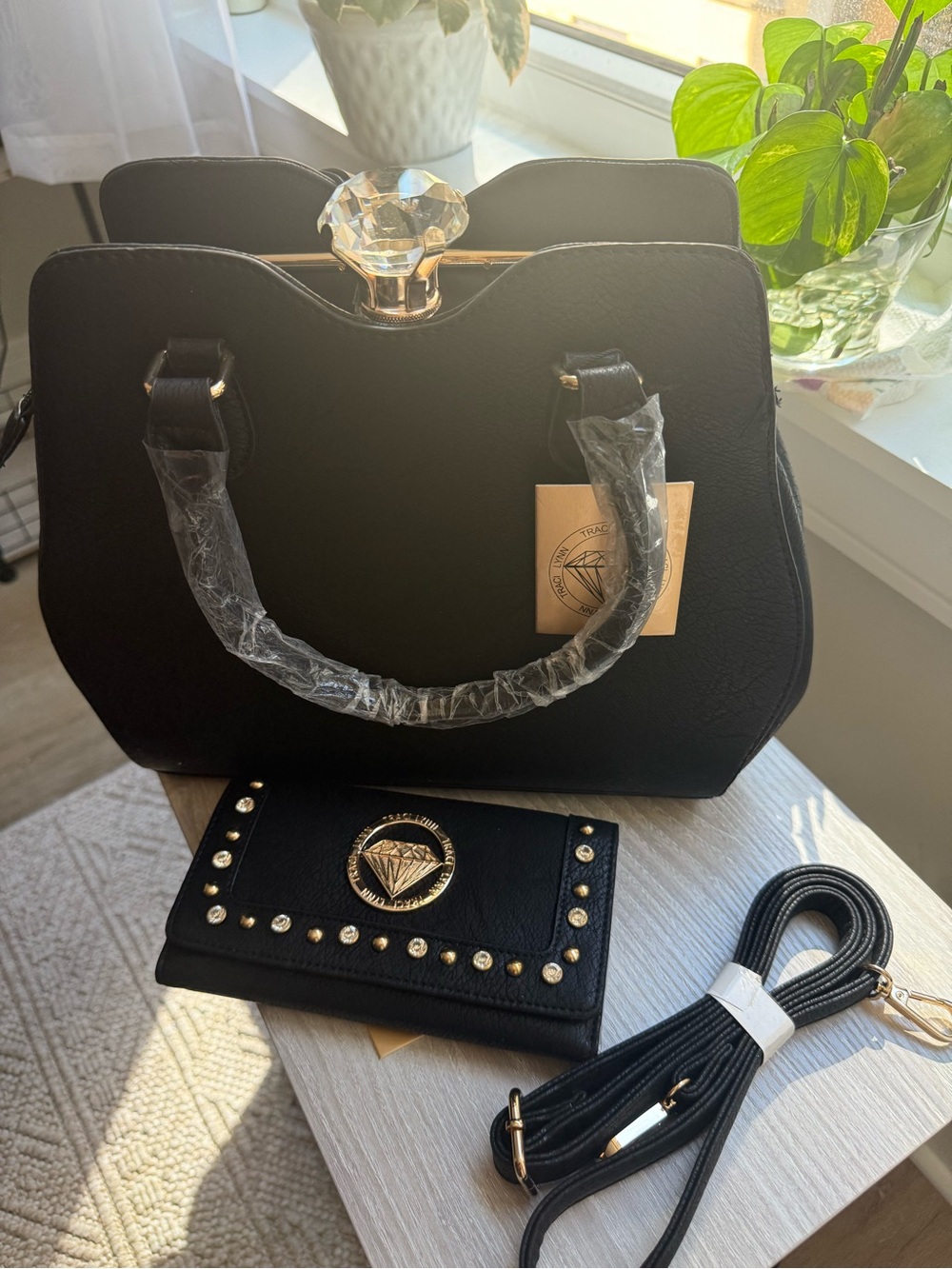 Traci Lynn Black Studded Dome Handbag Set w Matching Wallet Crystal Diamond Top - Picture 13 of 15